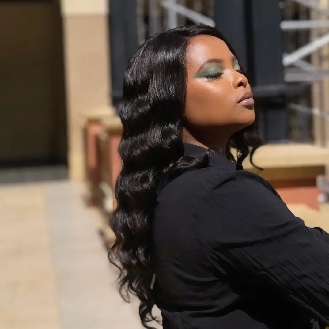 Perruques à fermeture en dentelle en gros, grandes, lâches, 100% cheveux humains brésiliens ondulés pour femmes noires